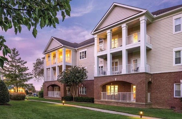 Luxury 1Br Condo on the River!