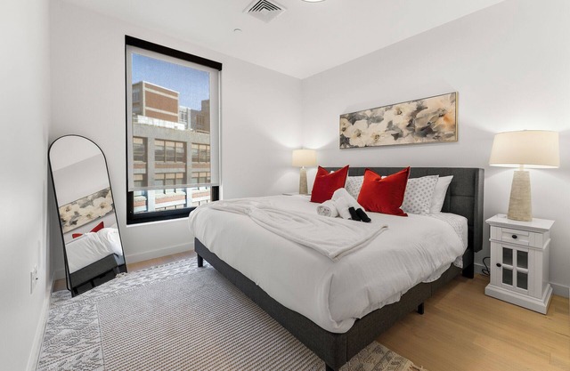 Luxury 1BR Near Broadway Southie 1333