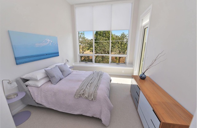 Luxury 2 Bedroom And Den Oak Bay Penthouse Condo With Amazing Views
