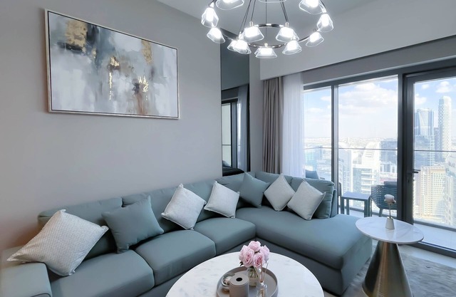 Luxury 2Bed Balcony City View DAILY CLEAN included