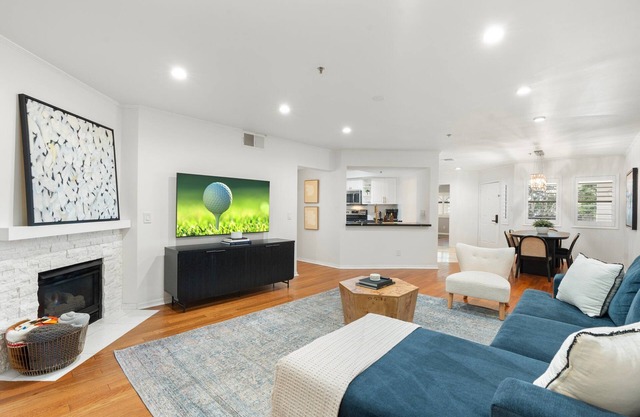 Luxury 2Bedroom in Biltmore - 15 mins to airport