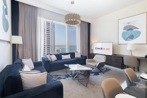Luxury 2BHK Sea & Palm Views 20th Floor Tram line