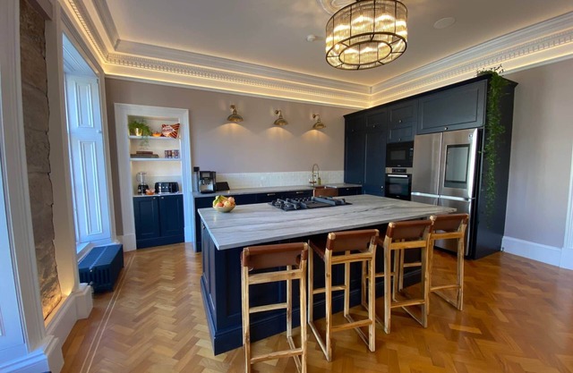 Luxury 3 bedroom stay in the heart of the West End
