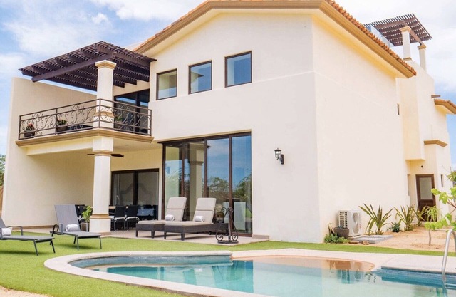 Luxury 3BD GOLF VILLA #8