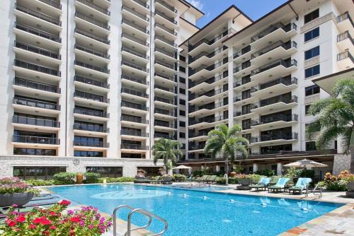 Luxury 3BR Ko Olina Beach Villa BT304 Sleeps 8 Ocean Views & 2 Free Parking Steps to Lagoon