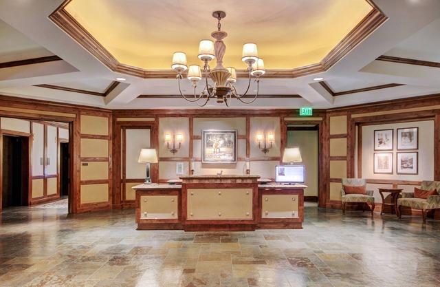 Luxury 3br Ritz Carlton W/ View Of The Vail Valley 3 Bedroom Condo by RedAwning