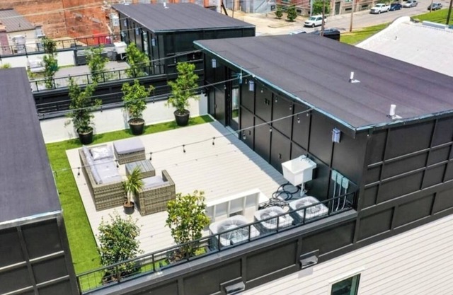 Luxury 5 bedroom Modern Villa with your own private Rooftop