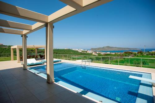 Luxury 6-Bedroom Villa With Private Pool- Villa Prigipessa