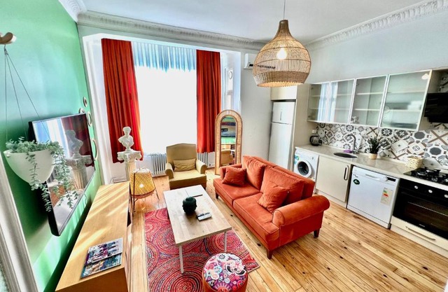 Luxury and Cozy House in Taksim Square 5