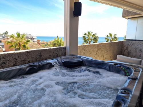 Luxury and private Jacuzzi 300 meters from the beach