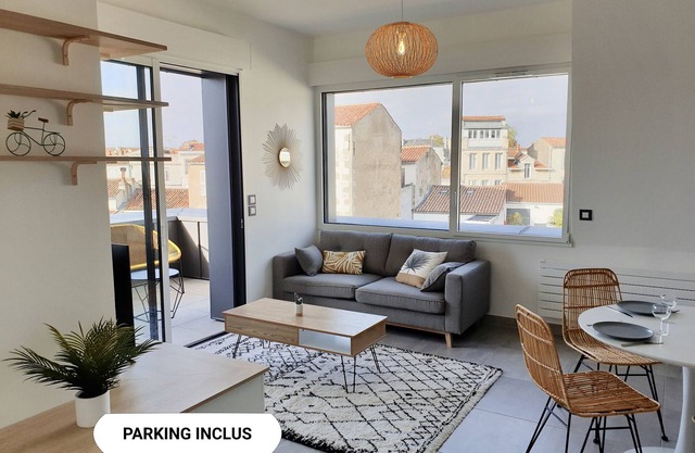 Luxury apartment in the heart of La Rochelle (with secure private parking)
