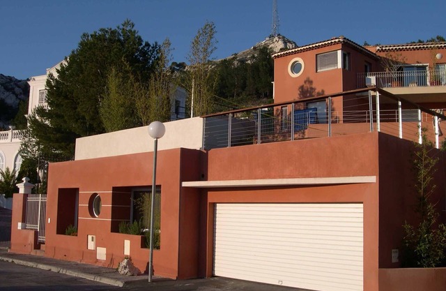 LUXURY BUNGALOW NEAR CALANQUES PINEDE VIEW