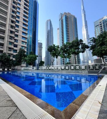 Luxury Burj Khalifa & Fountain View Apartments Steps to Dubai Mall by Simply Comfort