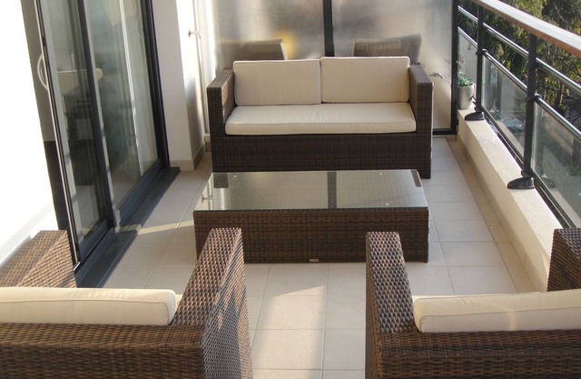 Luxury Central Cannes apartment with 2 bedrooms, balcony & pool access, parking