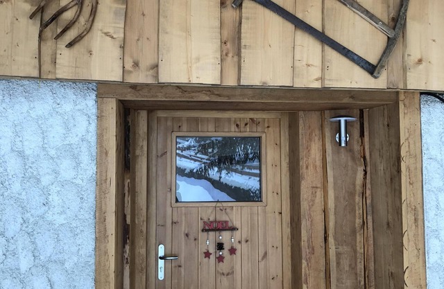 Luxury chalet 270m2-18 pers spa sauna 100 m cable car recent renovation