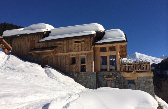 Luxury Chalet - Méribel At the heart of 3 Valleys ski in the foot