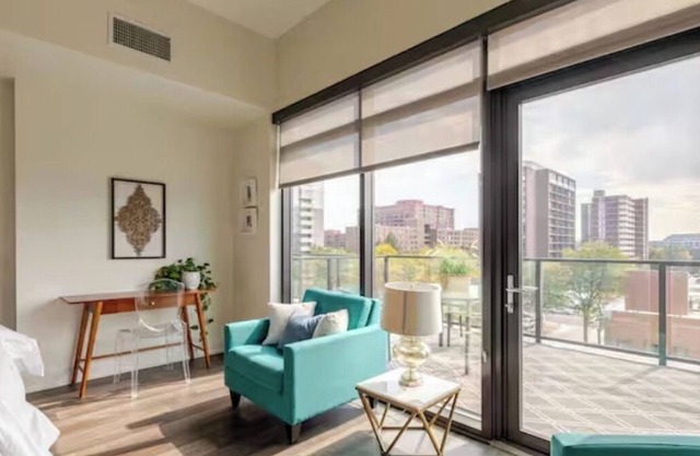 Luxury Cherry Creek North Living with Pool Spa Gym Parking, Free Parking