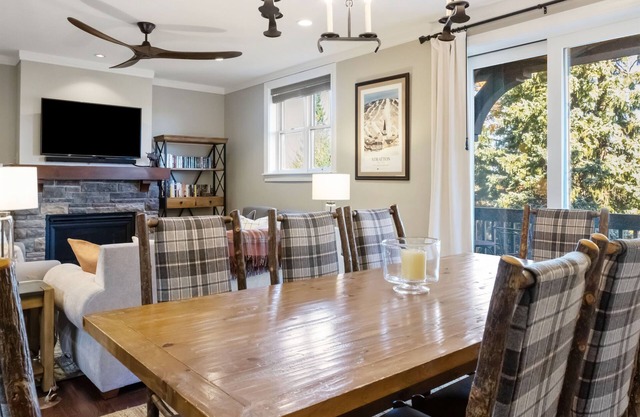 Luxury Condo @ Mt Base 3BR 2BA Heated Pool Hot Tub