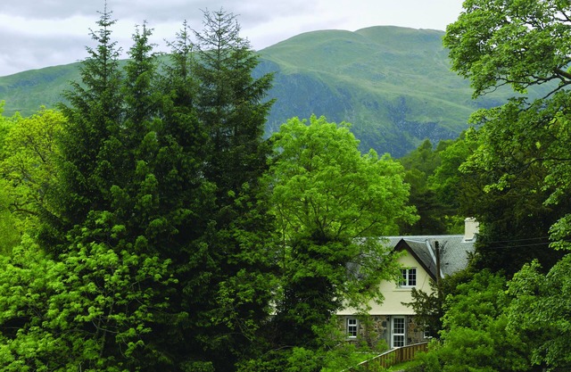 Luxury Cottage-Countryside view Garden Cottage