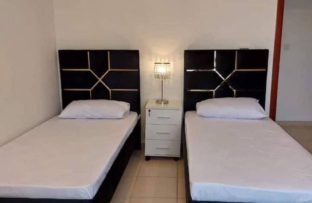 Luxury five-person room