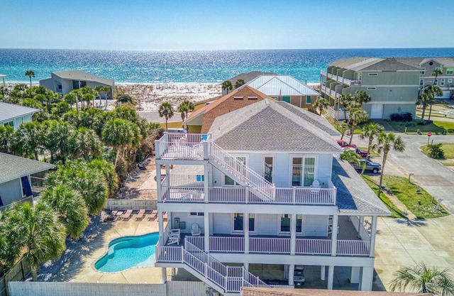 Luxury Gulf view home w/Private Pool/Steps to the beach!