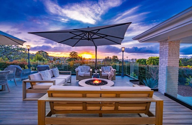 Luxury Home with Pool/Spa/Sauna,Steps to the Beach