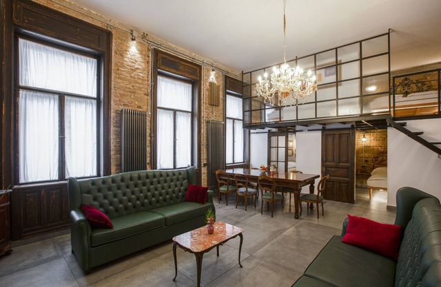 Luxury In perfect Downtown, specially designed for groups