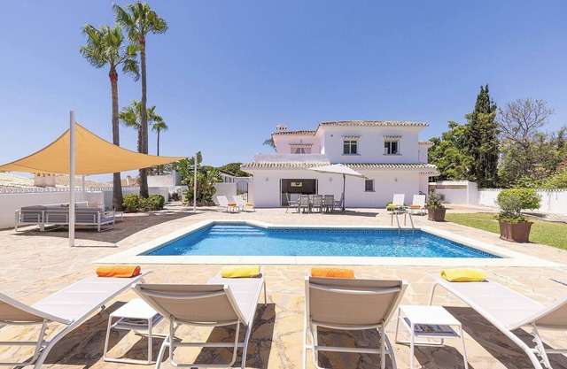 Luxury La Cala Villa, Private Pool and Sea Views