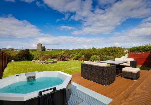 Luxury Lodges in Doolin Village with Hot Tubs