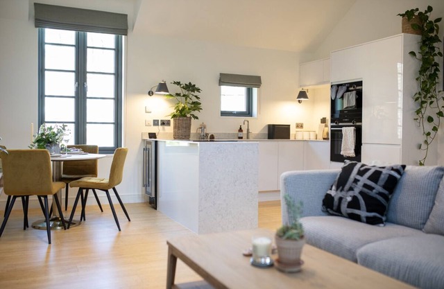 Luxury Mews Cottage in Park district, Glasgow