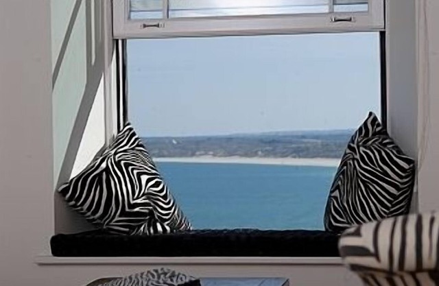 Luxury Modern Apartment Perfect For Relaxing Breaks Any Time Of Year
