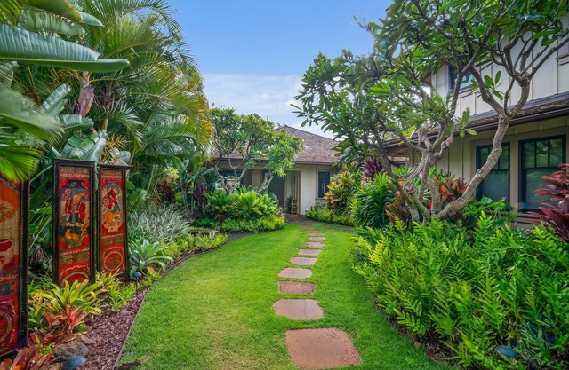 Luxury Ocean View 4 Bedroom Home
