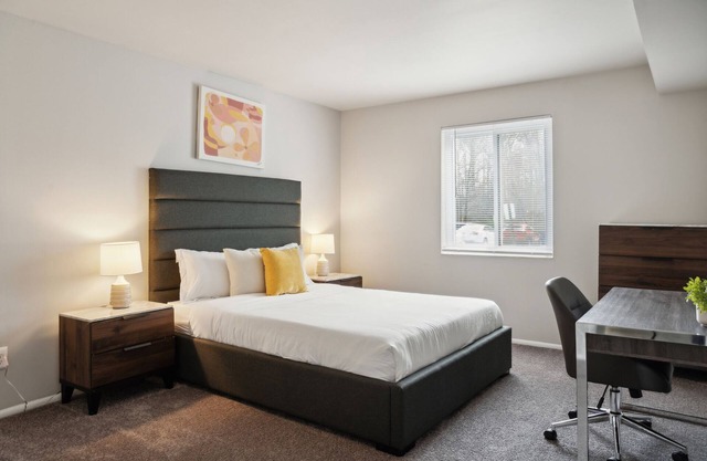 Luxury on a Budget! Spacious Retreat Awaits