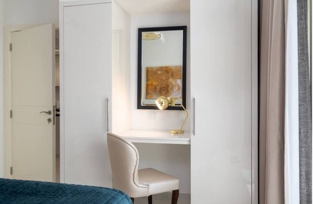Luxury One-Bedroom with View JVC