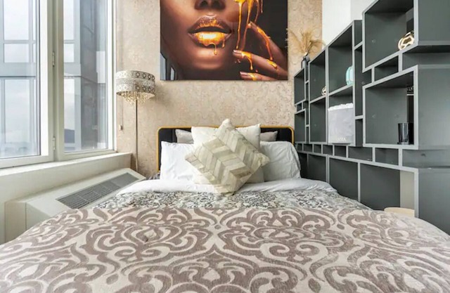 Luxury Penthouse Floor Unit