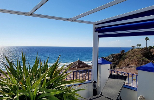 Luxury penthouse with sea view of 85 m² + terrace/solarium of 65 m²