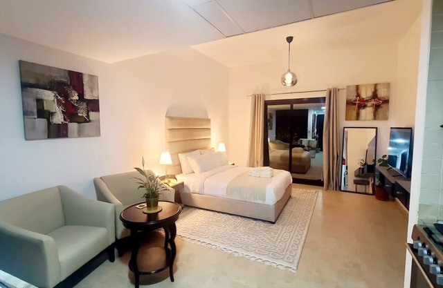 Luxury Premium Studio