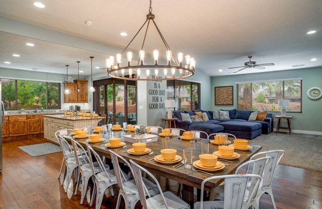 Luxury Retreat in Paradise Village Sleeps 32 Private Hot Tub & Resort Amenities!