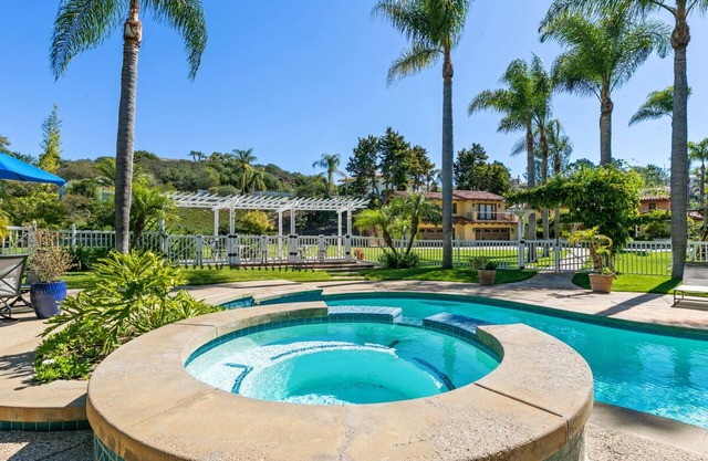 Luxury San Diego 5 Bedroom Oasis