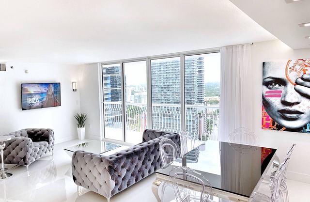 ✶ Luxury Sky Villa w/City & Ocean Views ✶