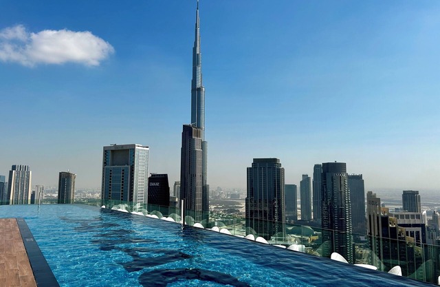 Luxury Stay with Burj Khalifa Views & Infinity Pool