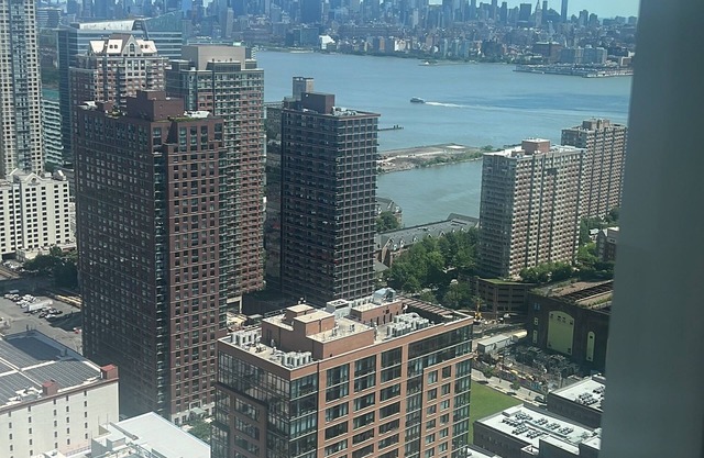 Luxury studio apartment with AC, WiFi in fabulous Jersey City downtown 50th fl