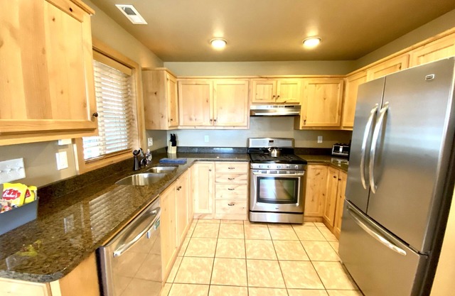 Luxury Suite-Two Bedroom#9-Free Breakfast