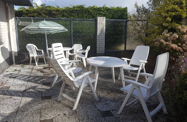 Luxury villa on the dunes at 30 m in Sint Maartenszee