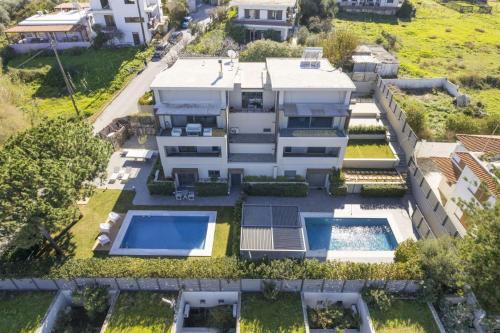 Luxury Villa Near The Sea Meliti Luxury Villa