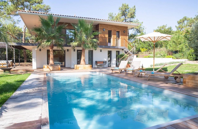 Luxury villa with pool