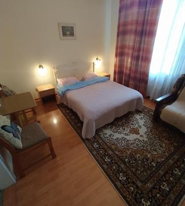 Lviv Rest Zelena