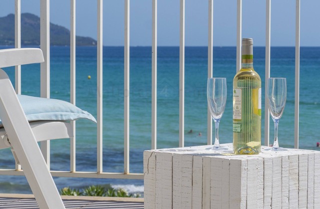 M4R 01. Villa Tagaste, Playa de Muro