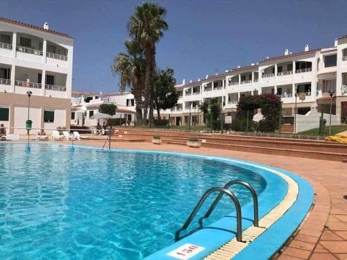 Macarelleta- Apartamento con piscina