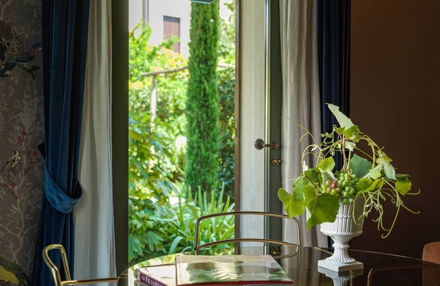 Madama garden retreat